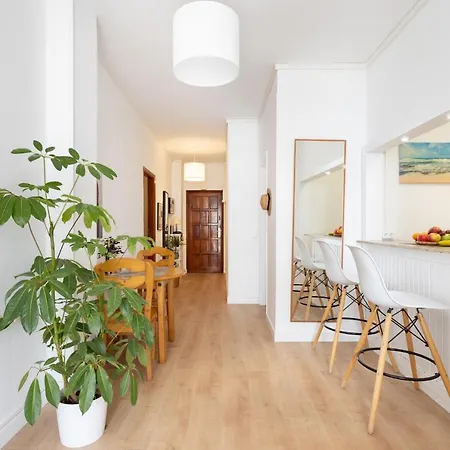Precioso Renovado En Apartmán *